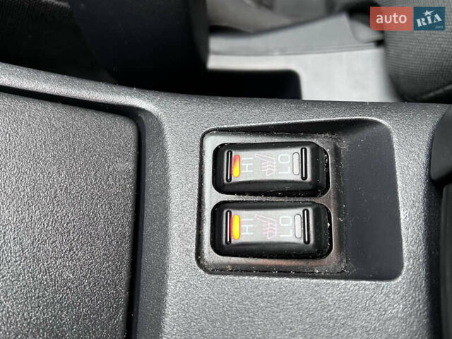 Белый Мицубиси Лансер, объемом двигателя 1.59 л и пробегом 145 тыс. км за 7500 $, фото 17 на Automoto.ua