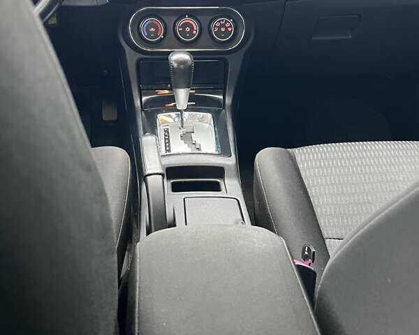 Белый Мицубиси Лансер, объемом двигателя 1.59 л и пробегом 145 тыс. км за 7500 $, фото 21 на Automoto.ua