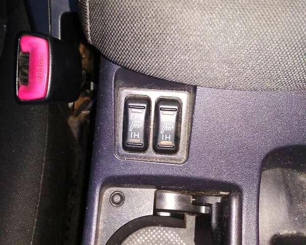 Белый Мицубиси Лансер, объемом двигателя 1.59 л и пробегом 110 тыс. км за 7300 $, фото 11 на Automoto.ua