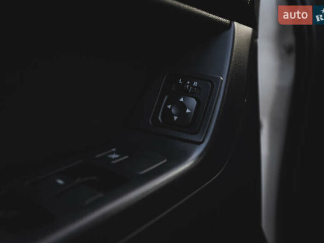 Білий Міцубісі Lancer, об'ємом двигуна 1.6 л та пробігом 248 тис. км за 8500 $, фото 21 на Automoto.ua