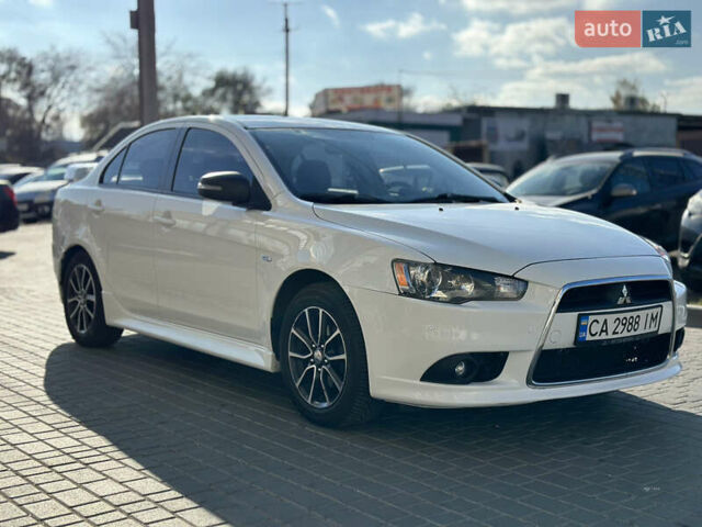 Білий Міцубісі Lancer, об'ємом двигуна 2.36 л та пробігом 175 тис. км за 9000 $, фото 2 на Automoto.ua