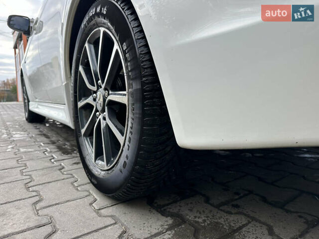 Білий Міцубісі Lancer, об'ємом двигуна 2.36 л та пробігом 175 тис. км за 9000 $, фото 10 на Automoto.ua