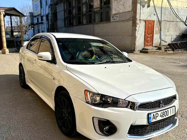 Білий Міцубісі Lancer, об'ємом двигуна 2.4 л та пробігом 100 тис. км за 12300 $, фото 3 на Automoto.ua