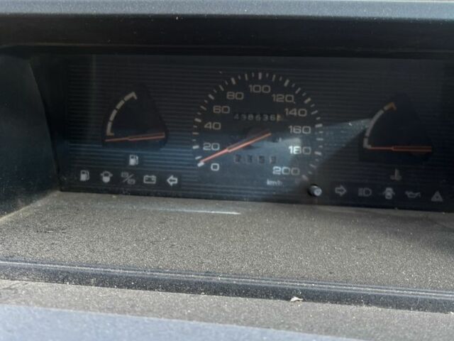 Белый Мицубиси Лансер, объемом двигателя 1.9 л и пробегом 438 тыс. км за 463 $, фото 5 на Automoto.ua