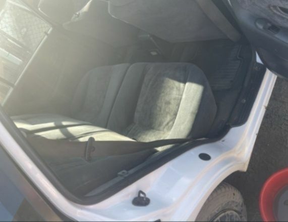 Білий Міцубісі Lancer, об'ємом двигуна 1.6 л та пробігом 200 тис. км за 1251 $, фото 5 на Automoto.ua