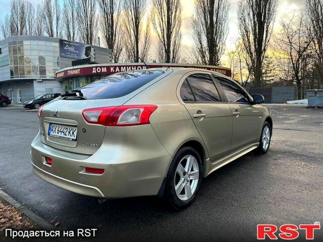 Бежевий Міцубісі Lancer, об'ємом двигуна 1.8 л та пробігом 154 тис. км за 6300 $, фото 3 на Automoto.ua