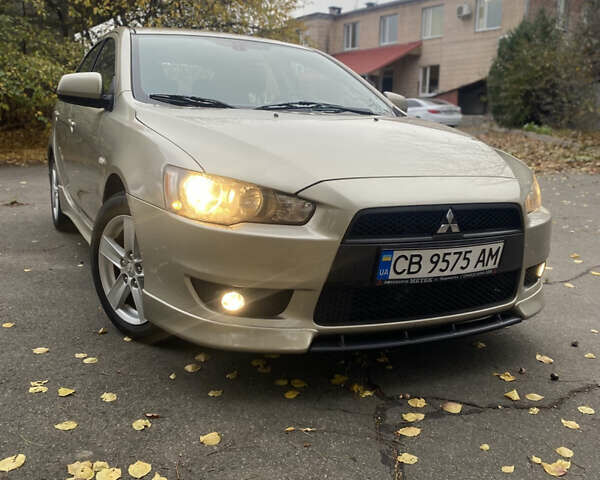 Бежевий Міцубісі Lancer, об'ємом двигуна 1.8 л та пробігом 212 тис. км за 6100 $, фото 2 на Automoto.ua