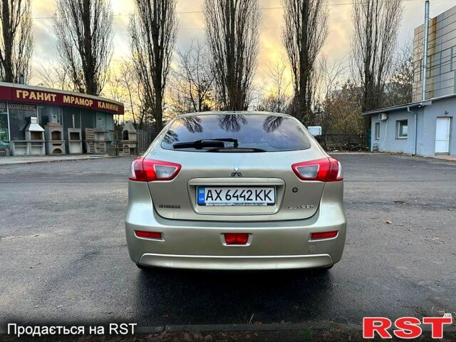 Бежевий Міцубісі Lancer, об'ємом двигуна 1.8 л та пробігом 154 тис. км за 6300 $, фото 2 на Automoto.ua
