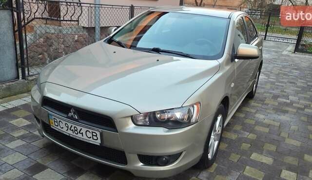 Бежевий Міцубісі Lancer, об'ємом двигуна 1.8 л та пробігом 204 тис. км за 7300 $, фото 3 на Automoto.ua