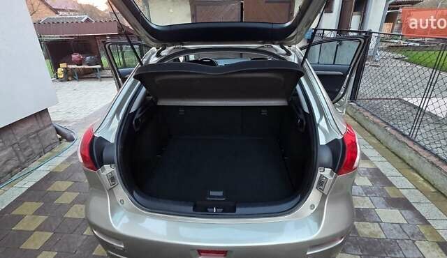 Бежевий Міцубісі Lancer, об'ємом двигуна 1.8 л та пробігом 204 тис. км за 7300 $, фото 8 на Automoto.ua