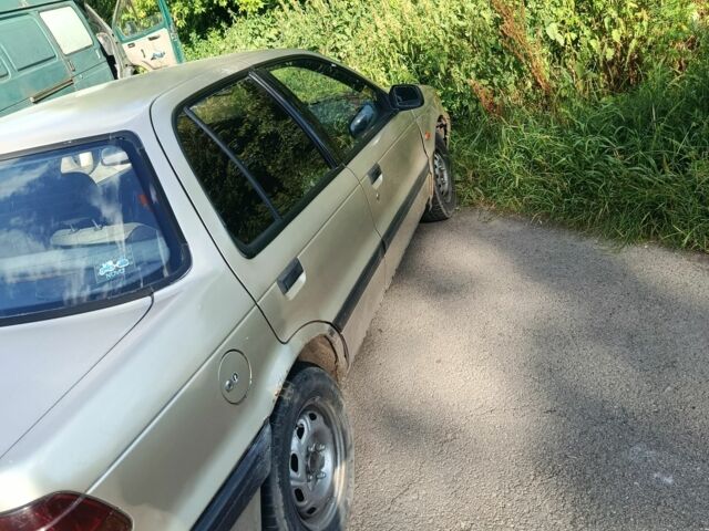 Бежевый Мицубиси Лансер, объемом двигателя 1.8 л и пробегом 380 тыс. км за 1000 $, фото 5 на Automoto.ua