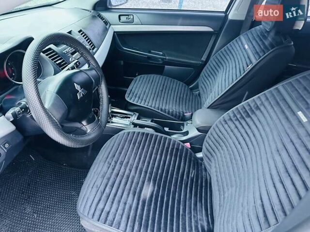 Бежевый Мицубиси Лансер, объемом двигателя 1.5 л и пробегом 380 тыс. км за 5000 $, фото 13 на Automoto.ua