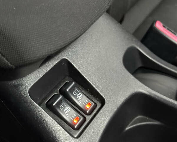 Бежевый Мицубиси Лансер, объемом двигателя 2 л и пробегом 250 тыс. км за 6400 $, фото 10 на Automoto.ua