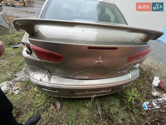 Бежевый Мицубиси Лансер, объемом двигателя 2 л и пробегом 278 тыс. км за 3100 $, фото 20 на Automoto.ua