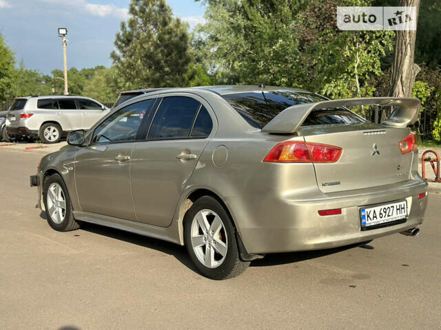 Бежевий Міцубісі Lancer, об'ємом двигуна 2 л та пробігом 205 тис. км за 5500 $, фото 5 на Automoto.ua