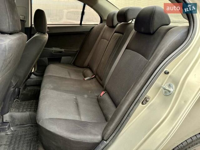 Бежевый Мицубиси Лансер, объемом двигателя 1.5 л и пробегом 265 тыс. км за 6300 $, фото 8 на Automoto.ua