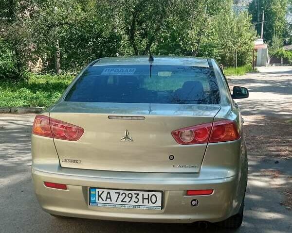 Бежевий Міцубісі Lancer, об'ємом двигуна 1.5 л та пробігом 232 тис. км за 4999 $, фото 14 на Automoto.ua