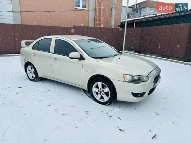 Бежевый Мицубиси Лансер, объемом двигателя 1.5 л и пробегом 380 тыс. км за 5000 $, фото 9 на Automoto.ua