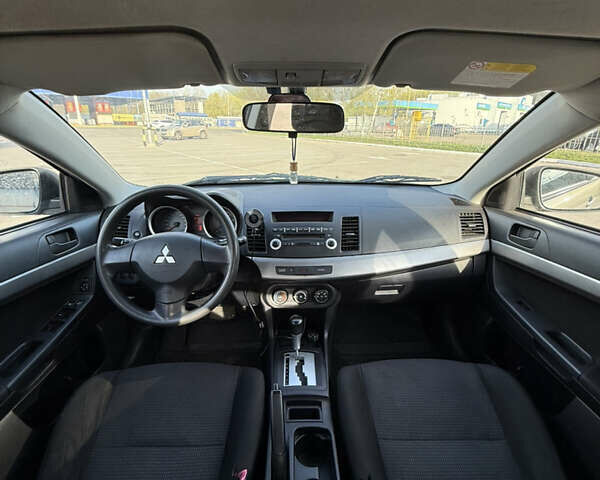 Бежевий Міцубісі Lancer, об'ємом двигуна 1.5 л та пробігом 269 тис. км за 6300 $, фото 9 на Automoto.ua