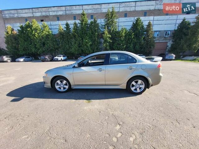 Бежевий Міцубісі Lancer, об'ємом двигуна 2 л та пробігом 180 тис. км за 6500 $, фото 5 на Automoto.ua