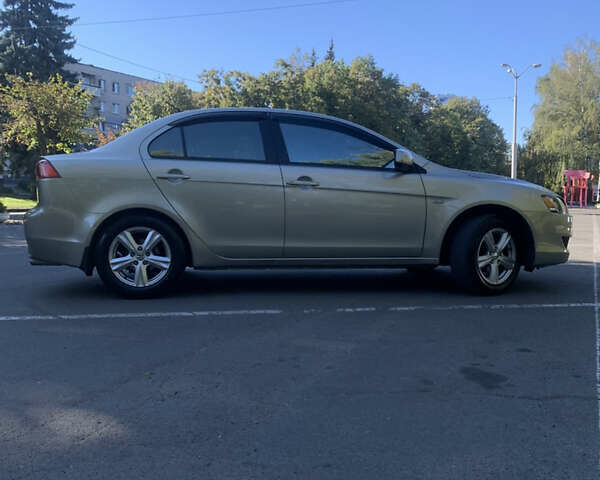 Бежевий Міцубісі Lancer, об'ємом двигуна 1.5 л та пробігом 225 тис. км за 5700 $, фото 6 на Automoto.ua