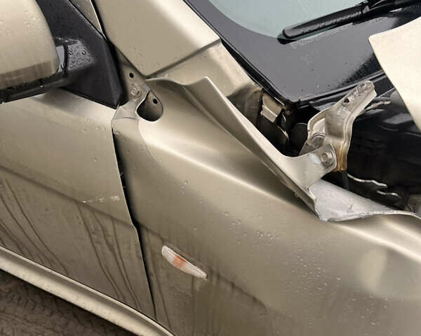 Бежевый Мицубиси Лансер, объемом двигателя 2 л и пробегом 278 тыс. км за 3100 $, фото 35 на Automoto.ua