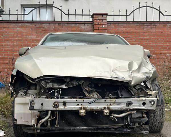 Бежевый Мицубиси Лансер, объемом двигателя 2 л и пробегом 278 тыс. км за 3100 $, фото 1 на Automoto.ua