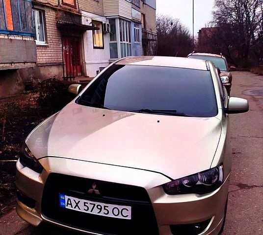 Бежевый Мицубиси Лансер, объемом двигателя 1.5 л и пробегом 0 тыс. км за 5700 $, фото 3 на Automoto.ua