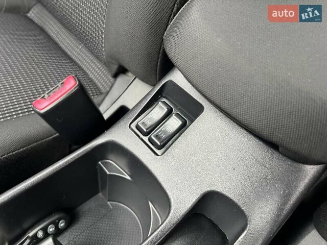 Бежевый Мицубиси Лансер, объемом двигателя 1.5 л и пробегом 230 тыс. км за 5950 $, фото 8 на Automoto.ua