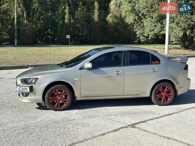 Бежевий Міцубісі Lancer, об'ємом двигуна 1.5 л та пробігом 250 тис. км за 5100 $, фото 3 на Automoto.ua