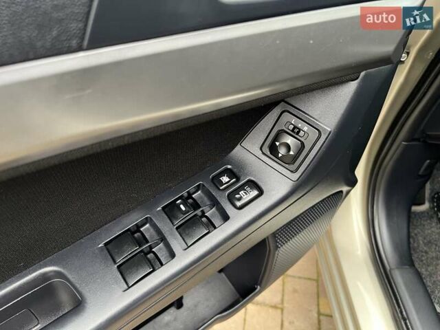 Бежевый Мицубиси Лансер, объемом двигателя 1.5 л и пробегом 230 тыс. км за 5950 $, фото 7 на Automoto.ua