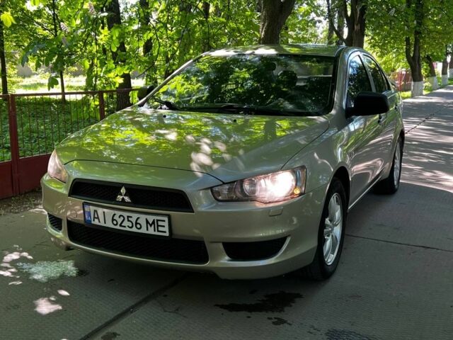 Бежевий Міцубісі Lancer, об'ємом двигуна 0.15 л та пробігом 210 тис. км за 5200 $, фото 1 на Automoto.ua