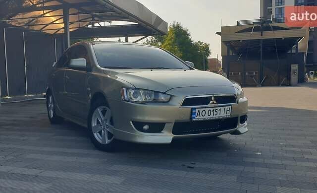 Бежевый Мицубиси Лансер, объемом двигателя 2 л и пробегом 280 тыс. км за 7600 $, фото 9 на Automoto.ua