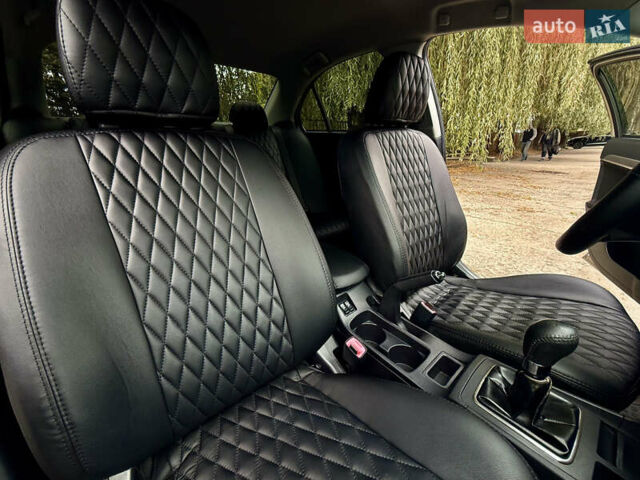 Бежевий Міцубісі Lancer, об'ємом двигуна 2 л та пробігом 280 тис. км за 8000 $, фото 20 на Automoto.ua