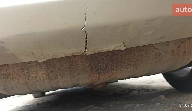 Бежевый Мицубиси Лансер, объемом двигателя 2 л и пробегом 235 тыс. км за 7200 $, фото 12 на Automoto.ua