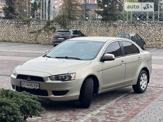 Бежевий Міцубісі Lancer, об'ємом двигуна 1.5 л та пробігом 160 тис. км за 4999 $, фото 2 на Automoto.ua