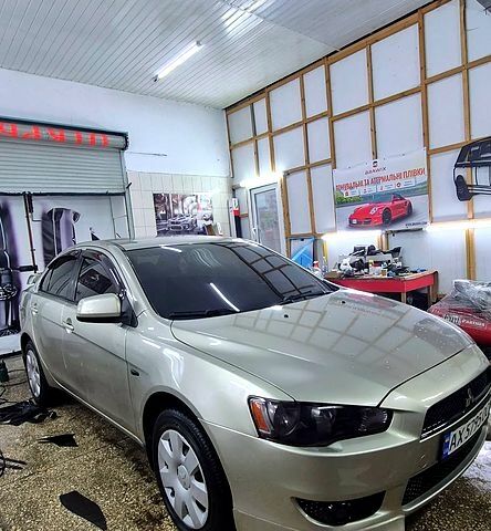 Бежевый Мицубиси Лансер, объемом двигателя 1.5 л и пробегом 0 тыс. км за 5700 $, фото 5 на Automoto.ua