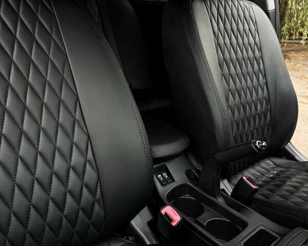 Бежевий Міцубісі Lancer, об'ємом двигуна 2 л та пробігом 280 тис. км за 8000 $, фото 17 на Automoto.ua