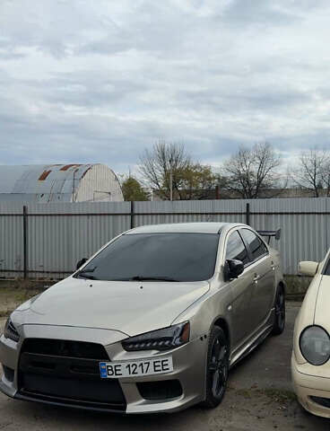 Бежевый Мицубиси Лансер, объемом двигателя 2 л и пробегом 225 тыс. км за 6999 $, фото 1 на Automoto.ua