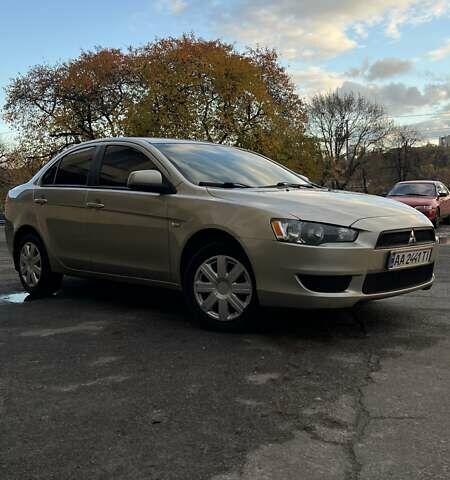 Мицубиси Лансер 2008 в Киеве на Automoto.ua Бежевый Мицубиси Лансер, объемом двигателя 1.5 л и пробегом 224 тыс. км за 5400 $, фото 2 на Automoto.ua