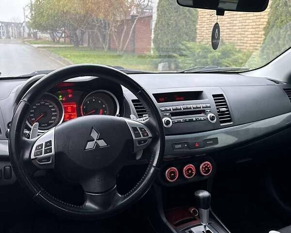 Бежевый Мицубиси Лансер, объемом двигателя 2 л и пробегом 250 тыс. км за 6500 $, фото 11 на Automoto.ua