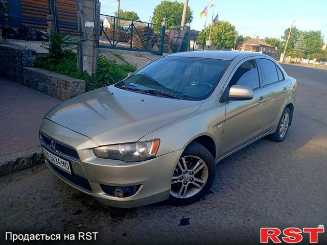 Бежевий Міцубісі Lancer, об'ємом двигуна 1.5 л та пробігом 200 тис. км за 3650 $, фото 2 на Automoto.ua