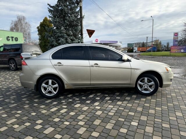 Бежевий Міцубісі Lancer, об'ємом двигуна 0 л та пробігом 220 тис. км за 4800 $, фото 7 на Automoto.ua