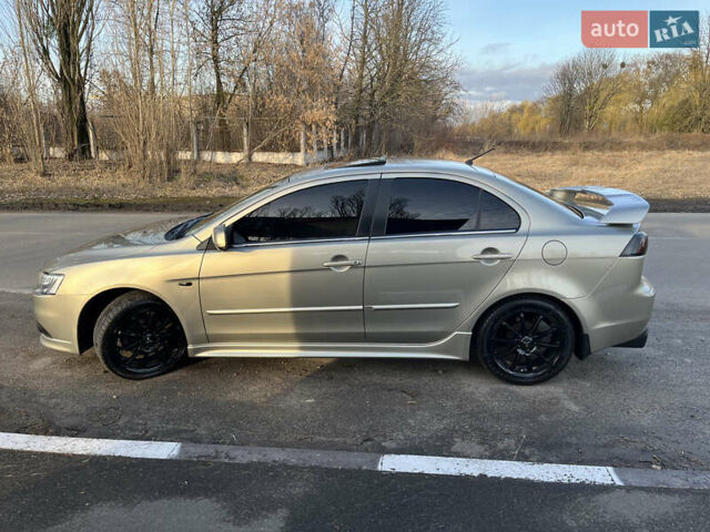 Бежевый Мицубиси Лансер, объемом двигателя 1.5 л и пробегом 200 тыс. км за 8500 $, фото 2 на Automoto.ua