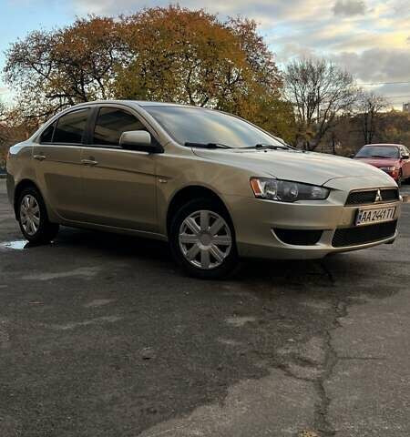 Мицубиси Лансер 2008 в Киеве на Automoto.ua Бежевый Мицубиси Лансер, объемом двигателя 1.5 л и пробегом 224 тыс. км за 5400 $, фото 8 на Automoto.ua