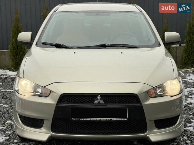 Бежевий Міцубісі Lancer, об'ємом двигуна 1.5 л та пробігом 245 тис. км за 6499 $, фото 1 на Automoto.ua