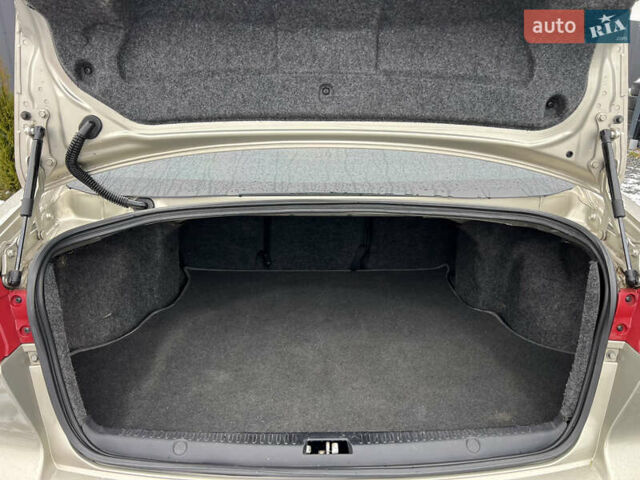 Бежевий Міцубісі Lancer, об'ємом двигуна 1.5 л та пробігом 245 тис. км за 6499 $, фото 8 на Automoto.ua