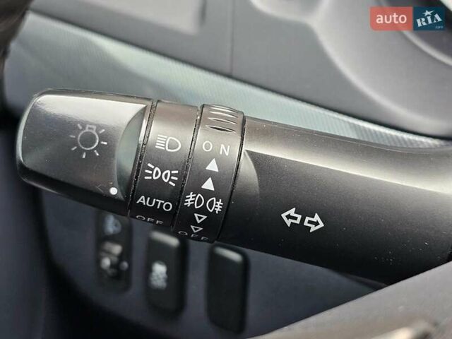 Бежевий Міцубісі Lancer, об'ємом двигуна 2 л та пробігом 191 тис. км за 8200 $, фото 20 на Automoto.ua