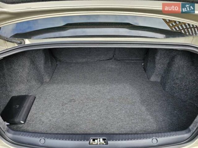 Бежевий Міцубісі Lancer, об'ємом двигуна 2 л та пробігом 191 тис. км за 8200 $, фото 14 на Automoto.ua