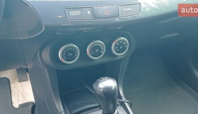 Чорний Міцубісі Lancer, об'ємом двигуна 2 л та пробігом 49 тис. км за 12500 $, фото 17 на Automoto.ua